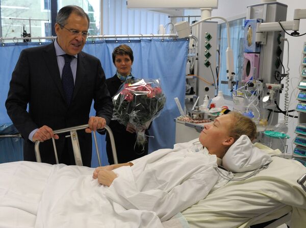Сергей Лавров навестил в мюнхенской клинике бобслеистку Ирину Скворцову Сергей Лавров навестил в мюнхенской клинике бобслеистку Ирину Скворцову