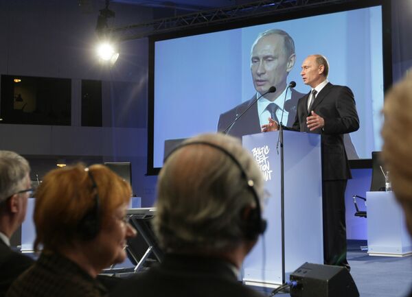Премьер-министр РФ Владимир Путин на пленарном заседании Саммита действий по Балтийскому морю Премьер-министр РФ Владимир Путин на пленарном заседании Саммита действий по Балтийскому морю