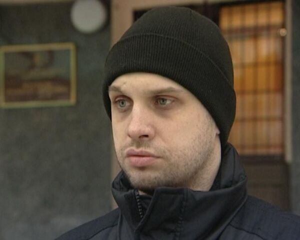 Потерпевший в деталях описал, как милиционер стрелял по людям в метро Потерпевший в деталях описал, как милиционер стрелял по людям в метро