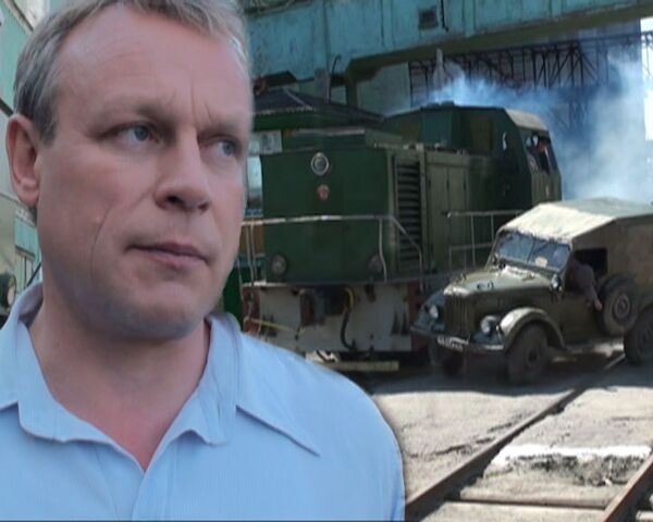 Тепловоз на полном ходу сбил легковушку на съемках фильма Жигунова Тепловоз на полном ходу сбил легковушку на съемках фильма Жигунова
