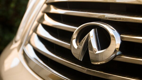 Infiniti Infiniti