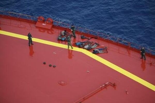 Освобождение захваченного пиратами танкера Московский университет Освобождение захваченного пиратами танкера Московский университет