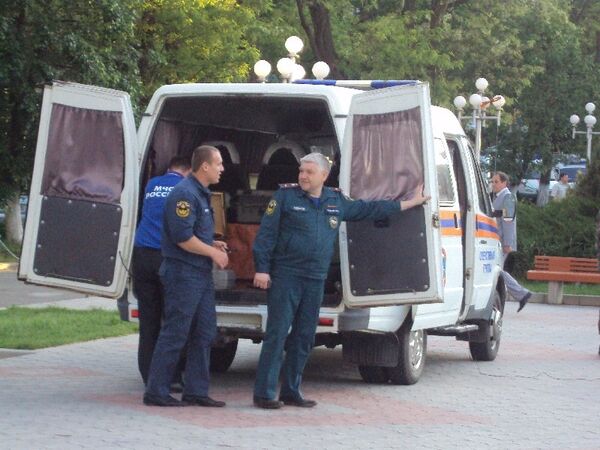 Спасатели на месте взрыва в Ставрополе. Архив Спасатели на месте взрыва в Ставрополе. Архив