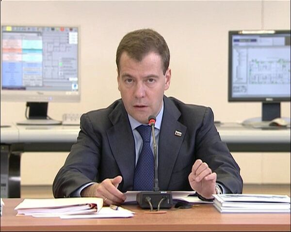 Медведев призвал покончить с экологическим нигилизмом Медведев призвал покончить с экологическим нигилизмом