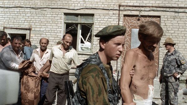 14-19 июня 1995 года чеченскими боевиками под руководством Шамиля Басаева была проведена террористическая операция в городе Буденновске Ставропольского края 14-19 июня 1995 года чеченскими боевиками под руководством Шамиля Басаева была проведена террористическая операция в городе Буденновске Ставропольского края