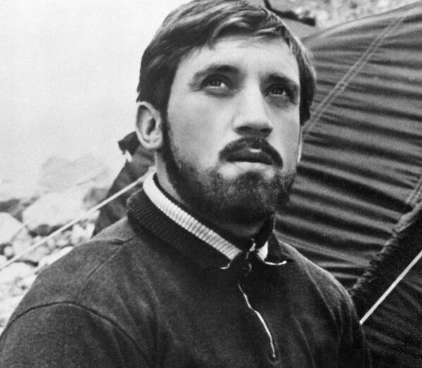 Владимир Высоцкий Владимир Высоцкий