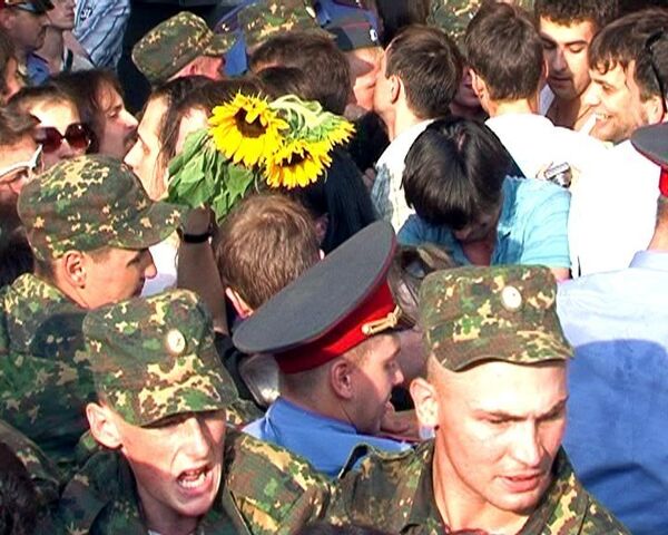 Любители автоспорта и правозащитники провели выходной бок о бок Любители автоспорта и правозащитники провели выходной бок о бок
