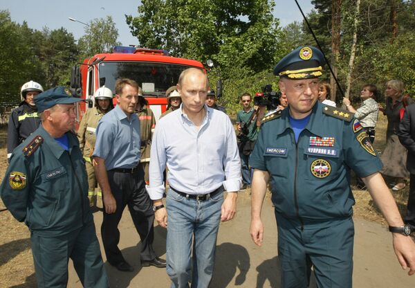 Премьер-министр РФ Владимир Путин посетил больницу на окраине Воронежа Премьер-министр РФ Владимир Путин посетил больницу на окраине Воронежа