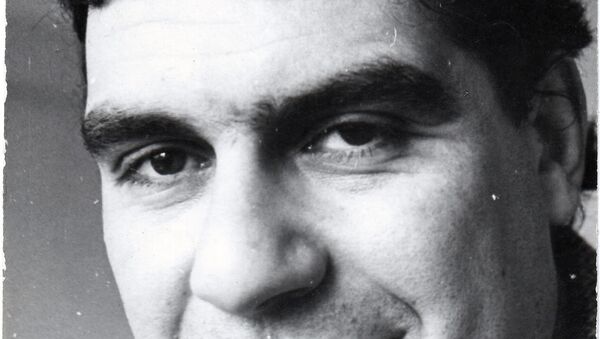 Писатель Сергей Довлатов. Таллин. 1974 год Писатель Сергей Довлатов. Таллин. 1974 год