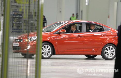 Владимир Путин на открытии завода Hyundai Motor в Санкт-Петербурге Владимир Путин на открытии завода Hyundai Motor в Санкт-Петербурге