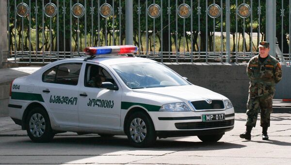 Сотрудник патрульной полиции МВД Грузии Сотрудник патрульной полиции МВД Грузии