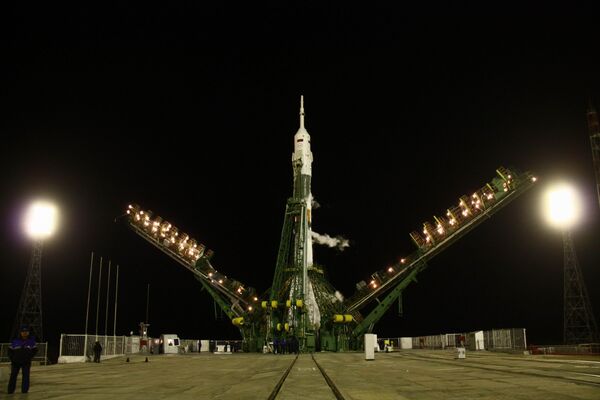 Запуск космического корабля Союз ТМА-М с российско-американским экипажем на борту Запуск космического корабля Союз ТМА-М с российско-американским экипажем на борту