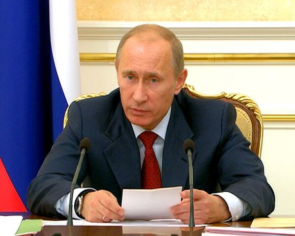 Путин выделил на премии успешным сельским хозяйствам 5 миллиардов рублей Путин выделил на премии успешным сельским хозяйствам 5 миллиардов рублей