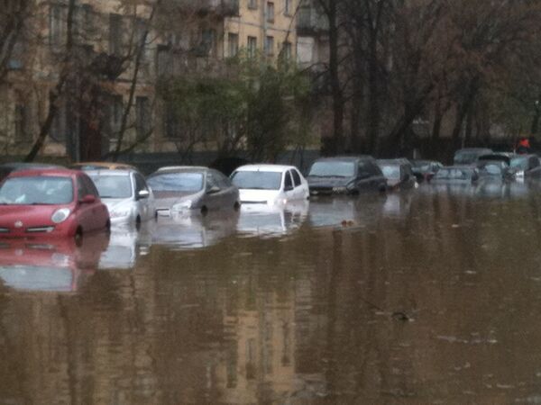 Прорыв водопровода в Москве Прорыв водопровода в Москве