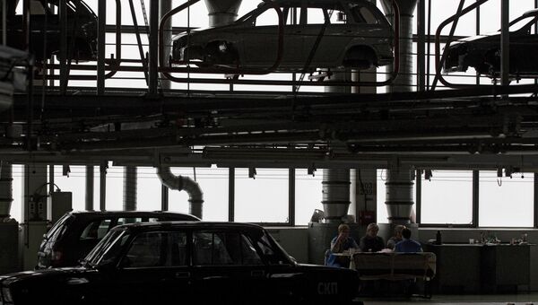 Работа завода ОАО АвтоВАЗ в Тольятти. Архив Работа завода ОАО АвтоВАЗ в Тольятти. Архив