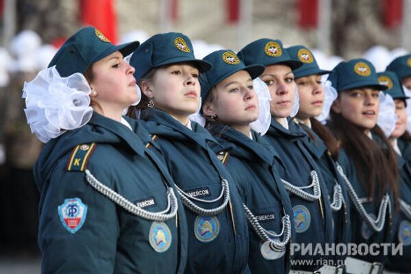Марш в честь 69-й годовщины парада 7 ноября 1941 года Марш в честь 69-й годовщины парада 7 ноября 1941 года