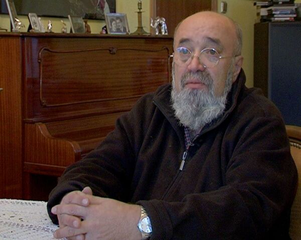 Друг семьи рассказал о последних часах жизни Беллы Ахмадулиной Друг семьи рассказал о последних часах жизни Беллы Ахмадулиной