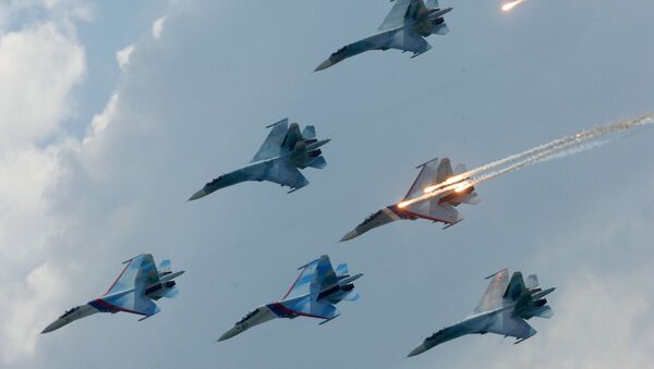 Истребители. Архивное фото Истребители. Архивное фото