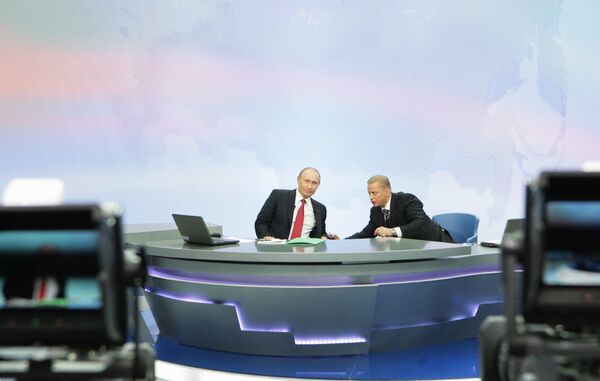 Прямая линия Разговор с Владимиром Путиным. Продолжение в 2010 году Прямая линия Разговор с Владимиром Путиным. Продолжение в 2010 году