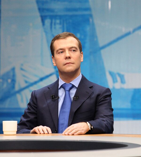 Дмитрий Медведев подвел итоги года в эфире ведущих телеканалов Дмитрий Медведев подвел итоги года в эфире ведущих телеканалов