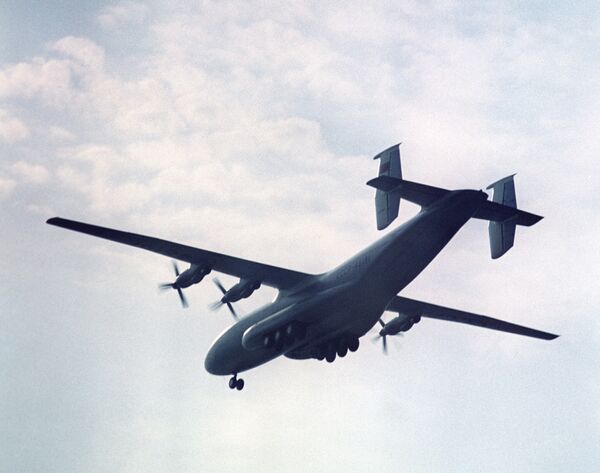 Самолет Ан-22. Архив. Самолет Ан-22. Архив.