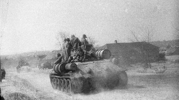 Танки 64-ой армии на подступах в Сталинграду Танки 64-ой армии на подступах в Сталинграду