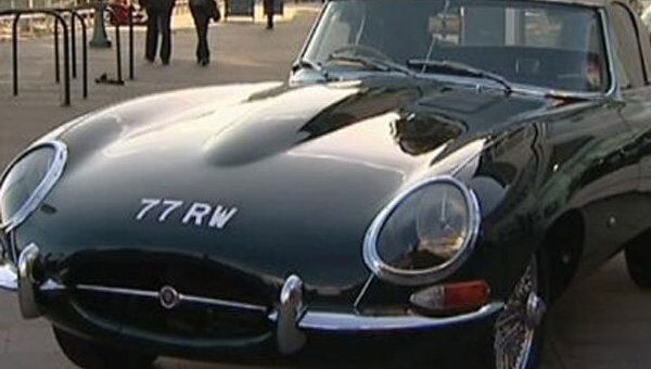 Первый Jaguar E-type, которым восхищался Энцо Феррари, до сих пор в моде Первый Jaguar E-type, которым восхищался Энцо Феррари, до сих пор в моде