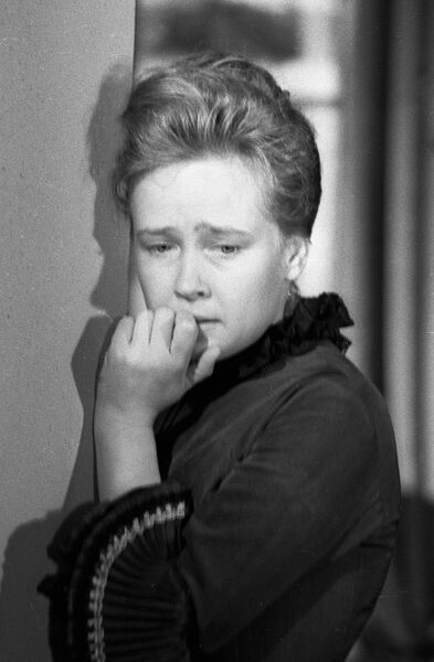 Актриса Ия Саввина Актриса Ия Саввина