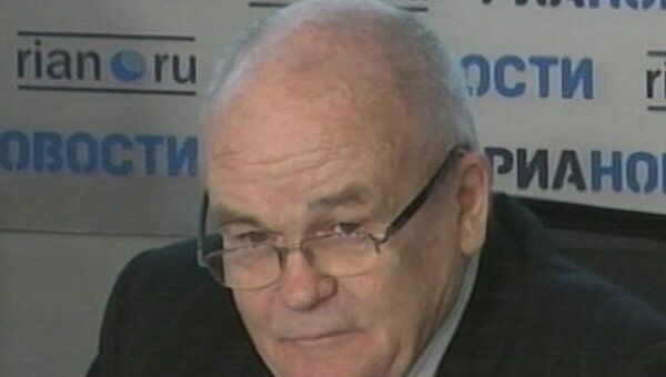 Велихов разбудил Розенфельда, чтобы сообщить ему о присуждении премии Велихов разбудил Розенфельда, чтобы сообщить ему о присуждении премии