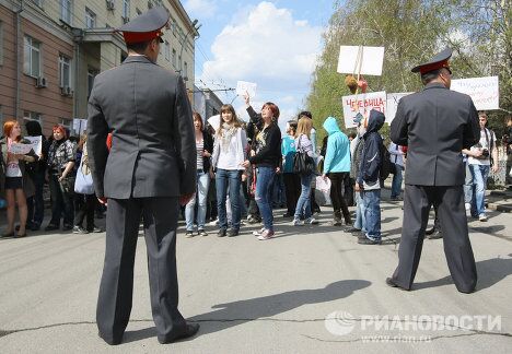 Первомайская Монстрация в Новосибирске Первомайская Монстрация в Новосибирске