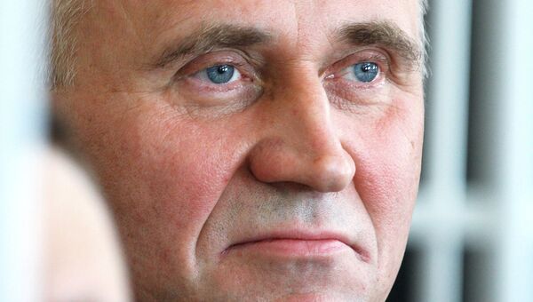 Заседание суда по делу экс-кандидатов в президенты Белоруссии Н. Статкевича и Д. Усса Заседание суда по делу экс-кандидатов в президенты Белоруссии Н. Статкевича и Д. Усса
