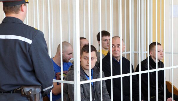 Заседание суда по делу экс-кандидатов в президенты Белоруссии Н. Статкевича и Д. Усса. Архив Заседание суда по делу экс-кандидатов в президенты Белоруссии Н. Статкевича и Д. Усса. Архив