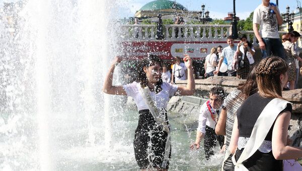 Последний звонок в Москве Последний звонок в Москве