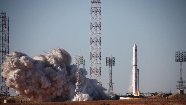 Запуск ракеты-носителя Зенит, архивное фото Запуск ракеты-носителя Зенит, архивное фото