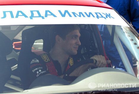 Виталий Петров Виталий Петров