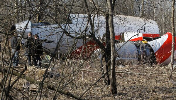 Место падения польского самолета Ту-154 под Смоленском Место падения польского самолета Ту-154 под Смоленском