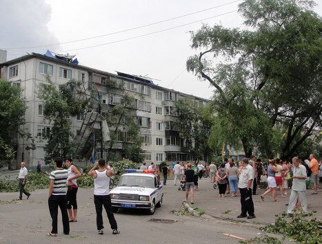Последствия смерча в Благовещенске Последствия смерча в Благовещенске