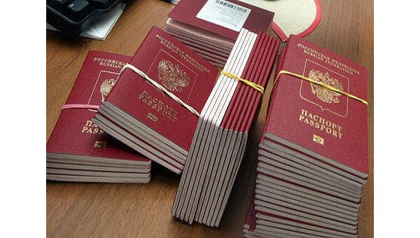 Чиновник выдала загранпаспорт предполагаемому убийце Политковской Чиновник выдала загранпаспорт предполагаемому убийце Политковской