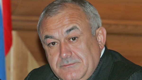 Президент Северной Осетии Таймураз Мамсуров Президент Северной Осетии Таймураз Мамсуров