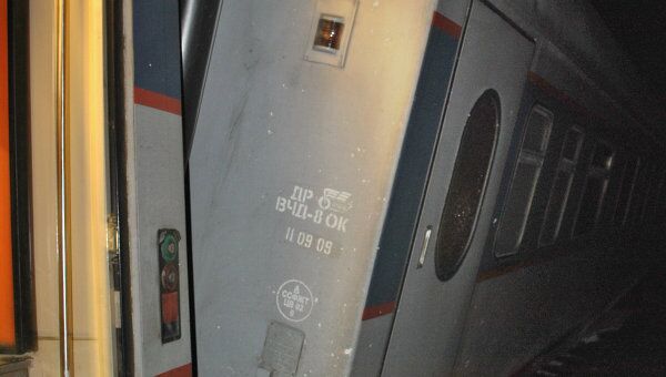 Крушение поезда Невский экспресс в Тверской области Крушение поезда Невский экспресс в Тверской области