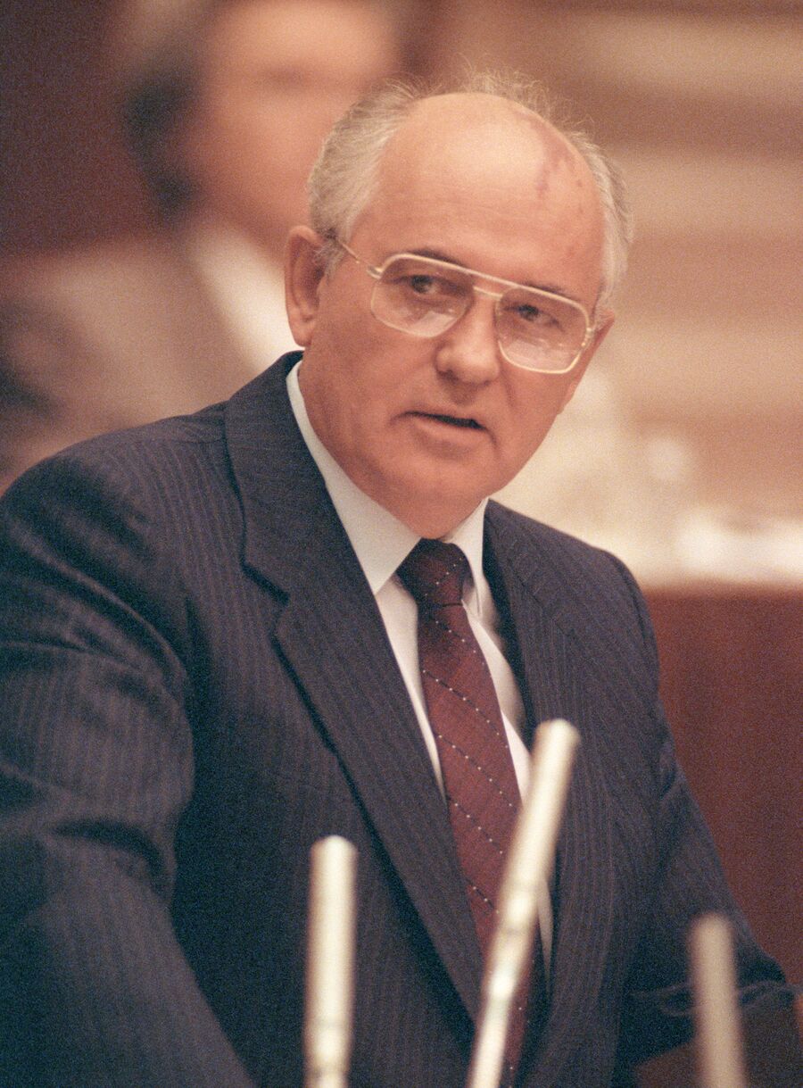 Выступление Михаила Горбачева на сессии ВС СССР. 26 августа 1991 Выступление Михаила Горбачева на сессии ВС СССР. 26 августа 1991