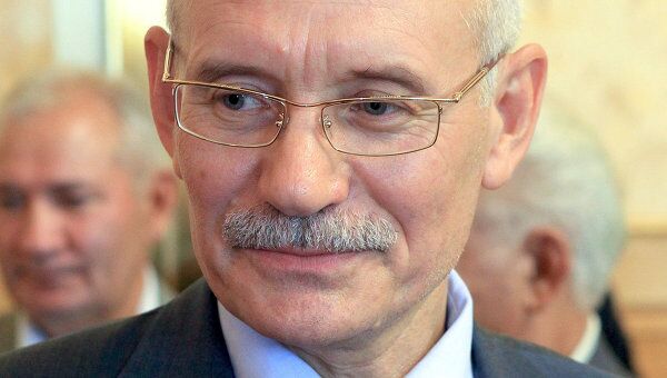 Исполняющий обязанности главы региона Рустэм Хамитов приступил к исполнению своих обязанностей Исполняющий обязанности главы региона Рустэм Хамитов приступил к исполнению своих обязанностей