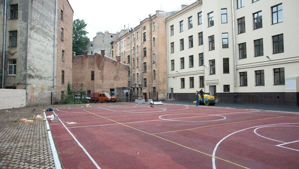 Заканчивается ремонт общеобразовательной школы в Петербурге Заканчивается ремонт общеобразовательной школы в Петербурге