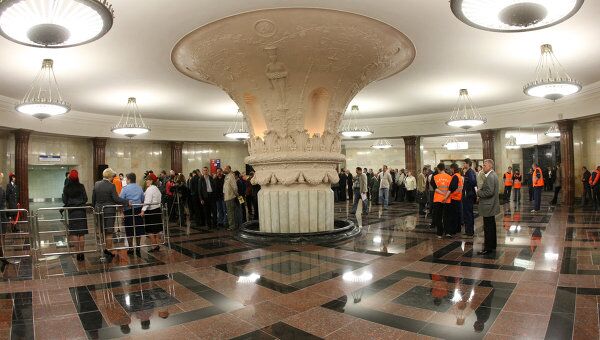 После ремонта открылся выход в город со станции Курская Кольцевой линии После ремонта открылся выход в город со станции Курская Кольцевой линии