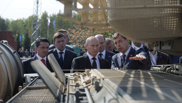 Премьер-министр РФ В.Путин посетил Российскую выставку вооружения. Нижний Тагил – 2011 Премьер-министр РФ В.Путин посетил Российскую выставку вооружения. Нижний Тагил – 2011