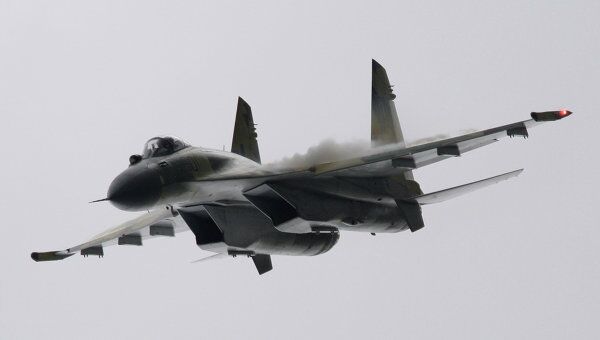 Многоцелевой истребитель Су-35 Многоцелевой истребитель Су-35