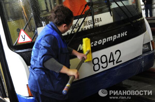 Подготовка подвижного состава ГУП Мосгортранс к осенне-зимнему периоду Подготовка подвижного состава ГУП Мосгортранс к осенне-зимнему периоду