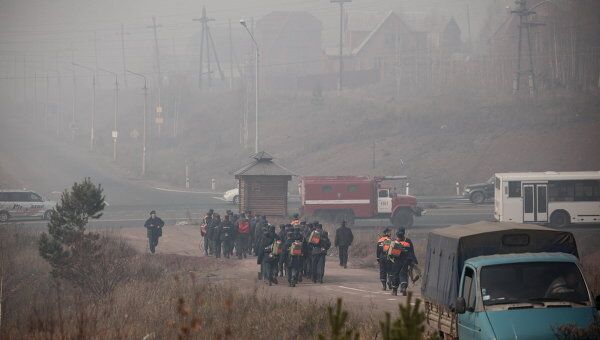 Лагерь МЧС на месте пожаров в лесной зоне в черте города Братска. Лагерь МЧС на месте пожаров в лесной зоне в черте города Братска.