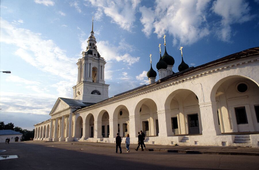 Торговые ряды в Костроме Торговые ряды в Костроме