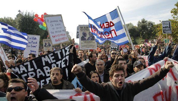Греки протестуют против жестоких мер экономии Греки протестуют против жестоких мер экономии